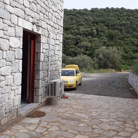 Сasa de vacaciones Porto τριόροφος μανιάτικος πύργος με βραχυχρόνια μίσθωσης καψοκολης προκοπιος *